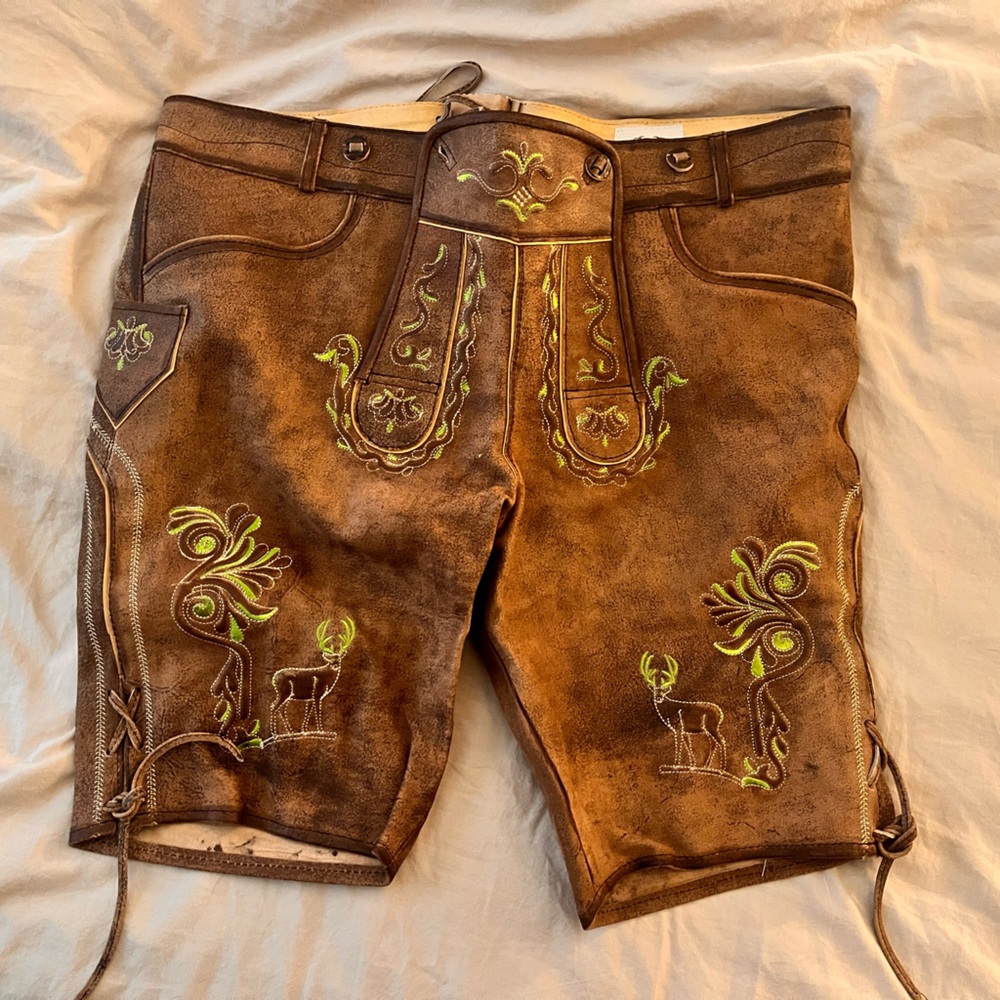 ✨NWT Authentic Men's Embroidered Lederhosen